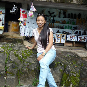 Meet your Posher, Elissa